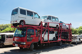 車体引き取りの様子